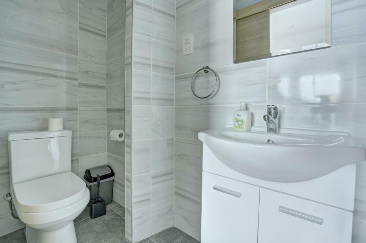 Apartment Center